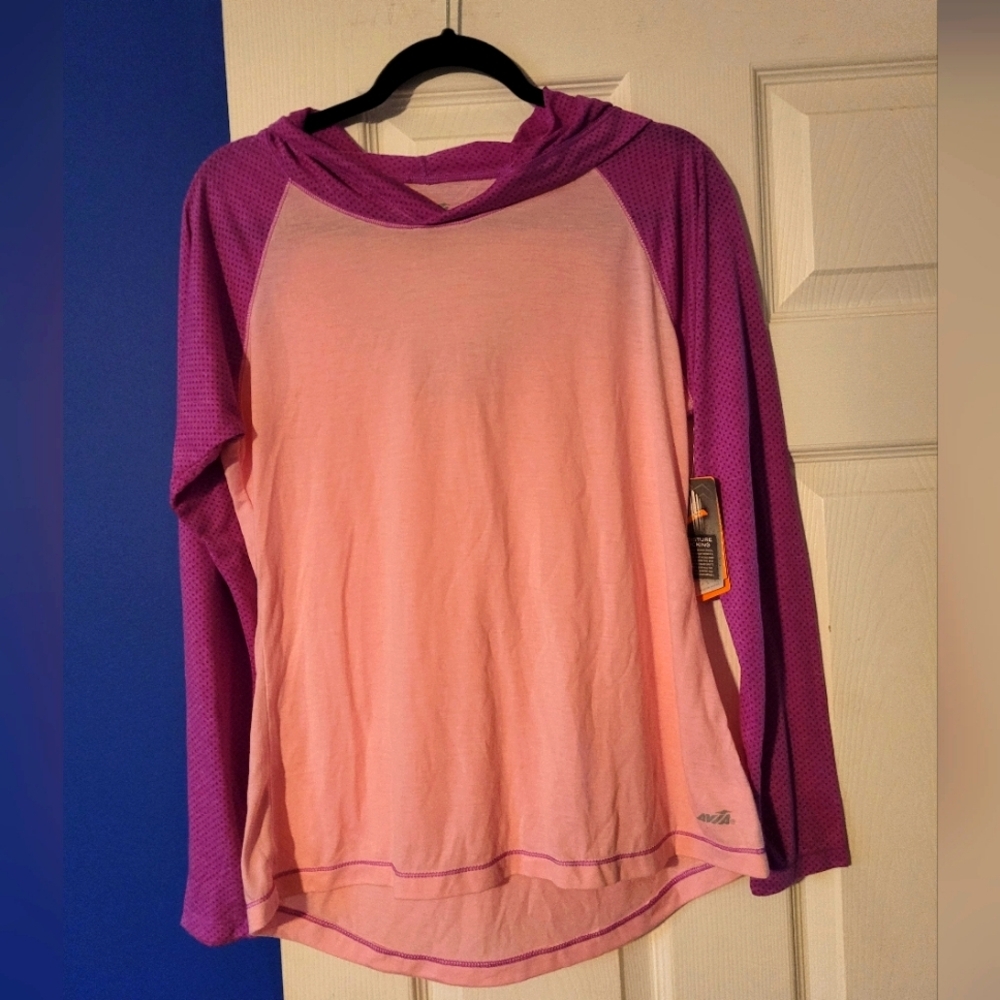Two-tone athletic shirt💗💜